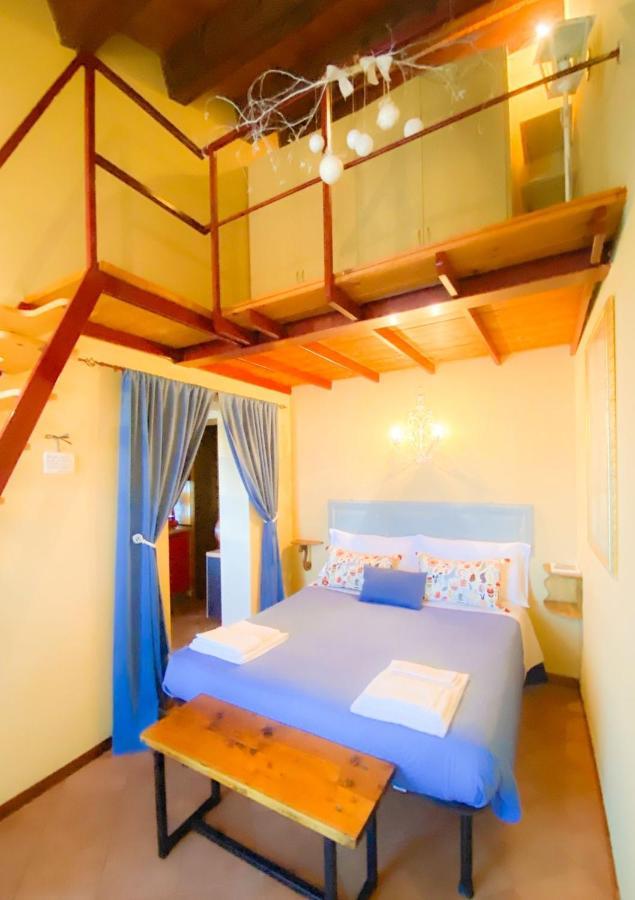 Ca' Tomassino Holiday Apartments Urbino Exteriör bild